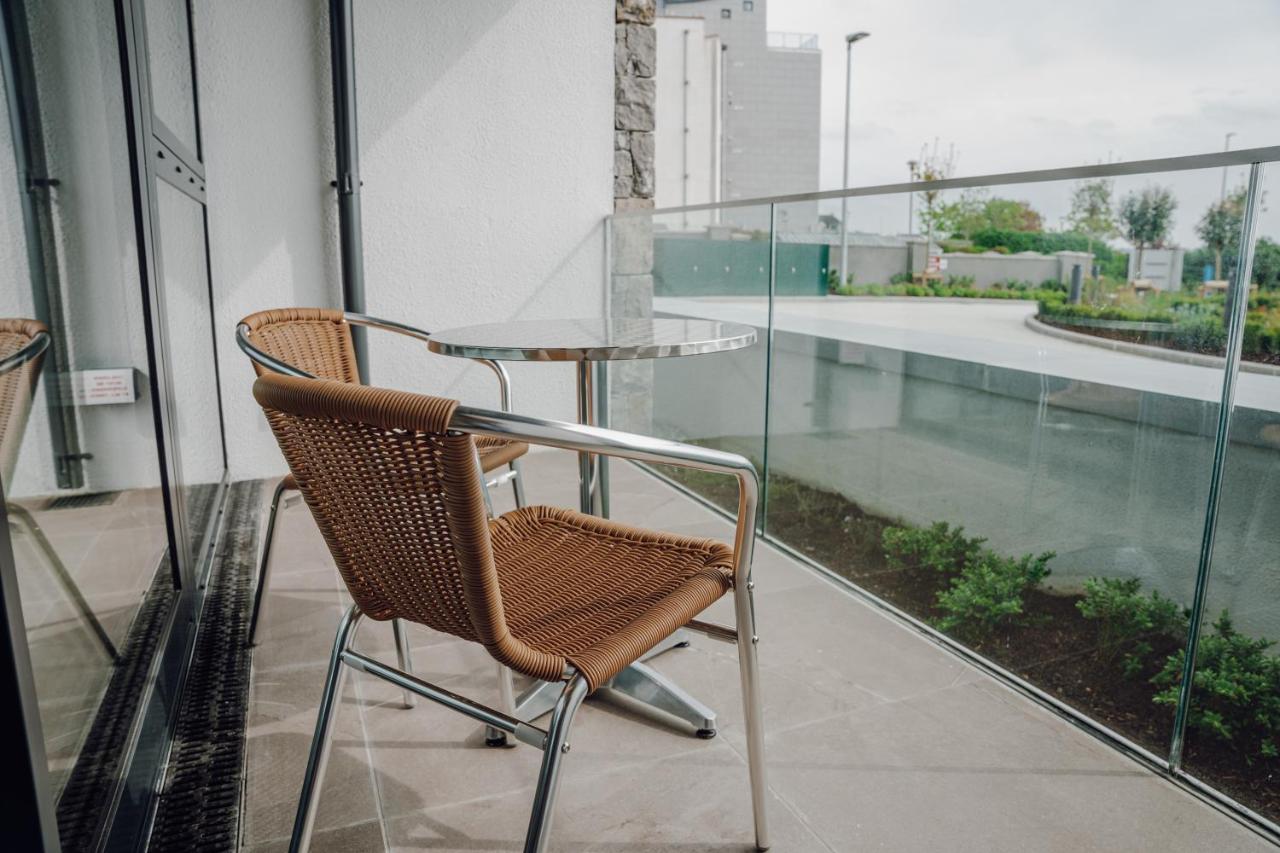 Shoreline Apartments Голуей Екстериор снимка